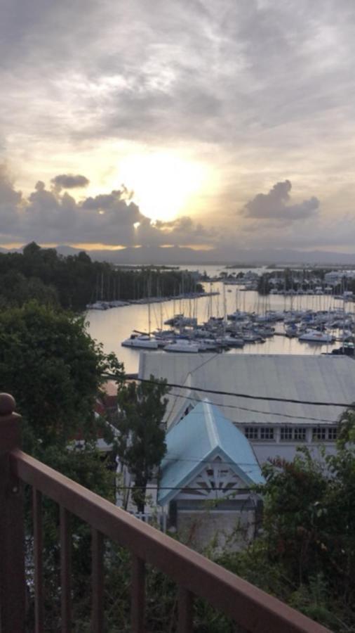 Chambre D'Hotes Mai Tai 4 Personnes Bas Du Fort Le Gosier  Exteriör bild